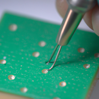 electronic pcb manufacturing and pick and place smd components by hand
